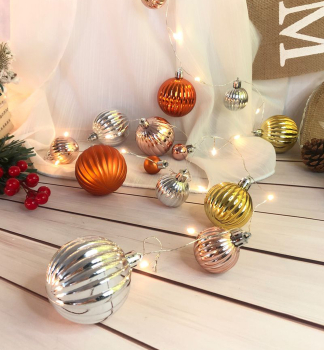 etz MAGICHOME 20 LED tepl bl, s koulemi a vlokami, zlat, 2xAA